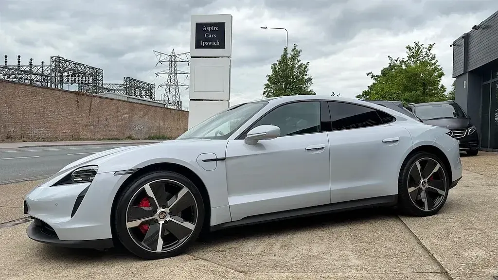 Used Porsche Taycan Performance Package 419 kW (571 HP) 2020 Grey Sedan