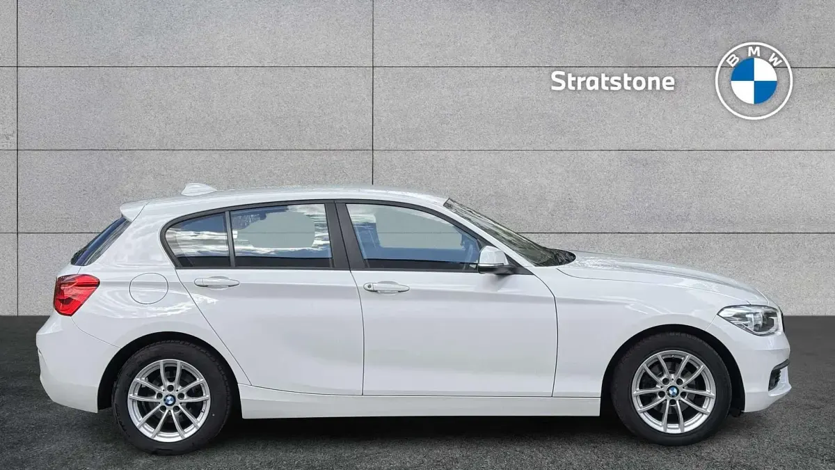 Used BMW 118 136 HP (100 kW) 2019 White Hatchback