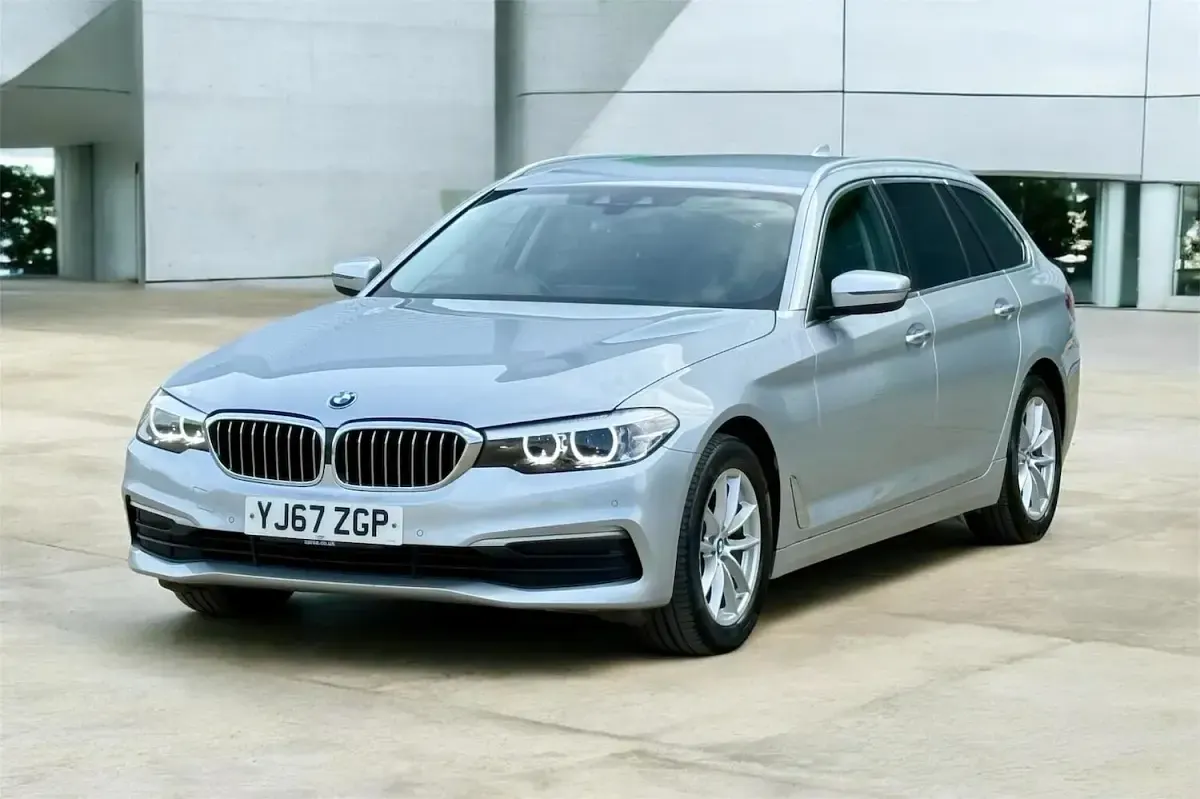 Used BMW 520 Sport Line 190 HP (139 kW) 2017 Silver Estate