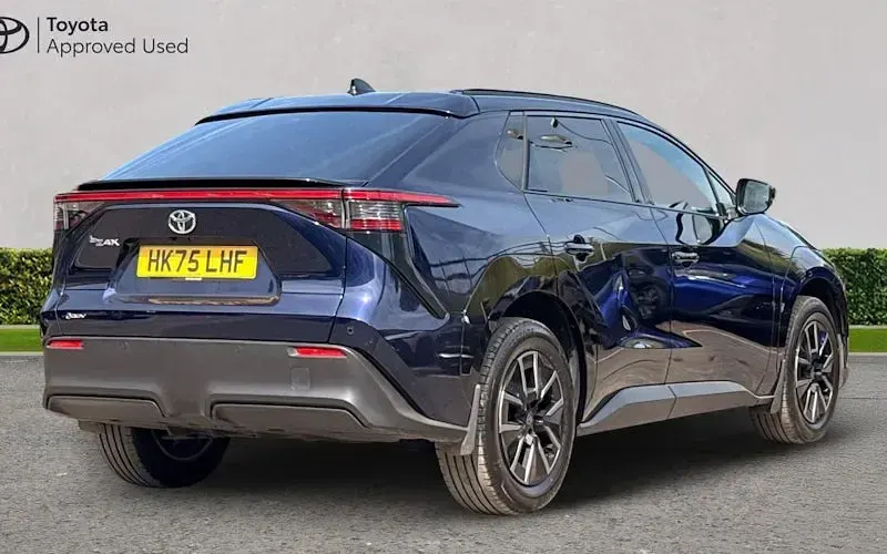 Used Toyota bZ4X Design 164 kW (224 HP) 2025 Blue SUV