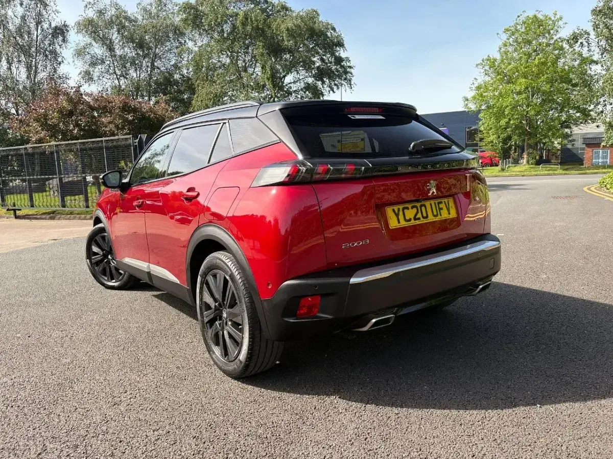 Used Peugeot 2008 GT 153 HP (112 kW) 2020 Red SUV