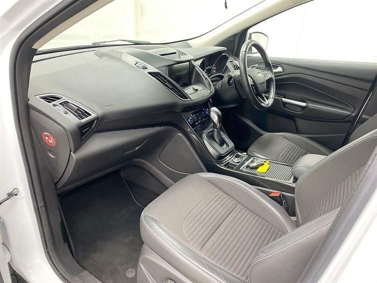 Used Ford Kuga Titanium 2017 White SUV