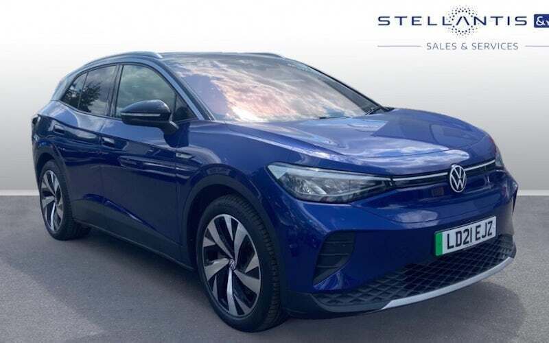 Blue Used 2021 VW ID.4 Pro Performance SUV | £16,641 (Fair price) - Image 1/4