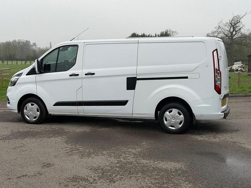 Used Ford Transit Custom Trend 105 HP (77 kW) 2020 White Van