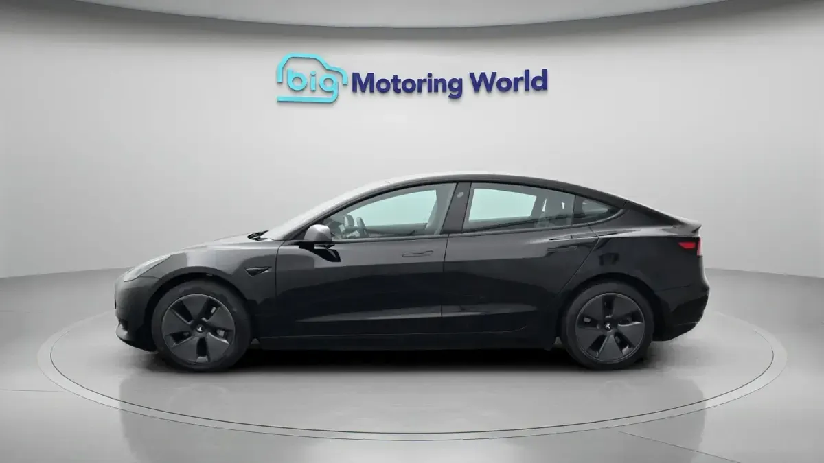 Used Tesla Model 3 RWD 222 kW (302 HP) 2023 Black Sedan