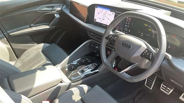 Used Audi Q5 Sport 204 HP (150 kW) 2025 Black  SUV