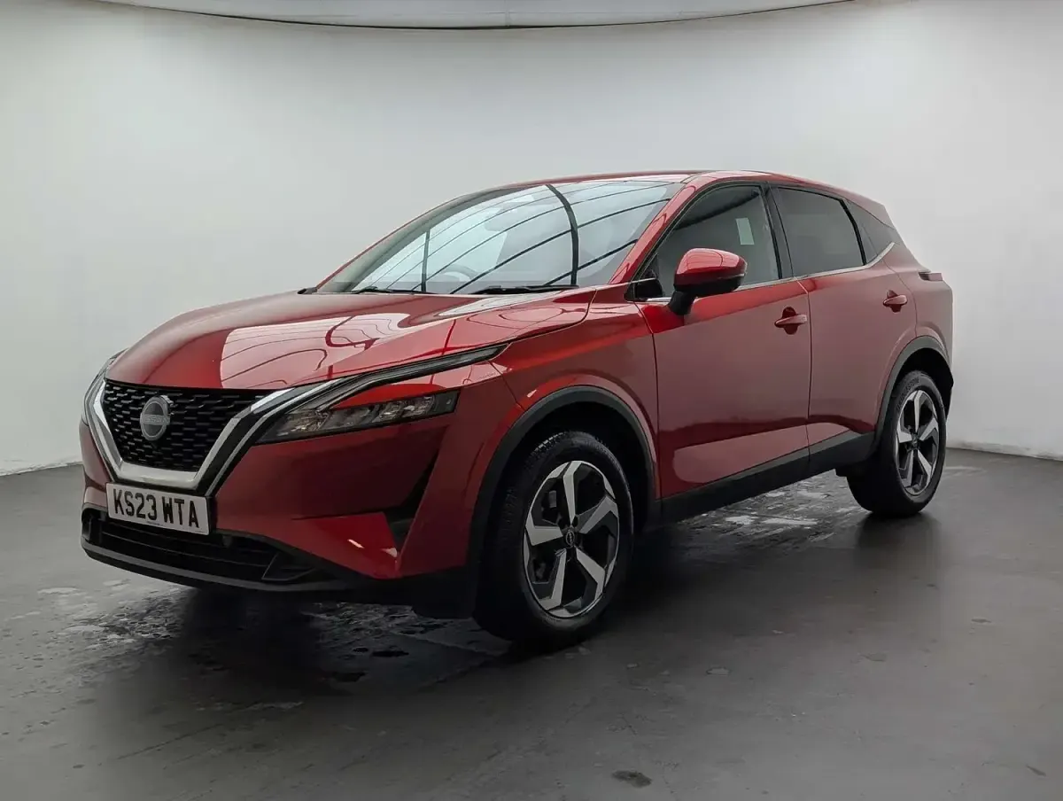 Used Nissan Qashqai N-Connecta 2023 Red SUV