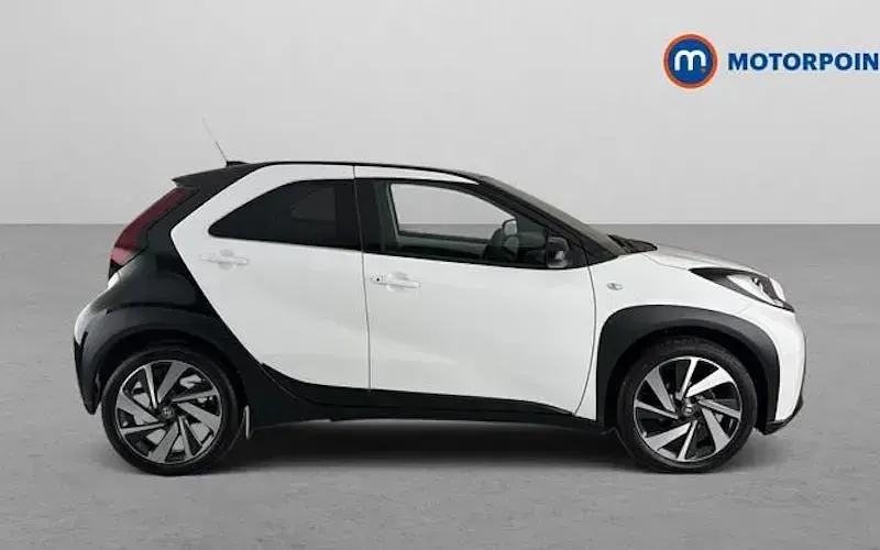 Used Toyota Aygo X 72 HP (52 kW) 2025 SUV