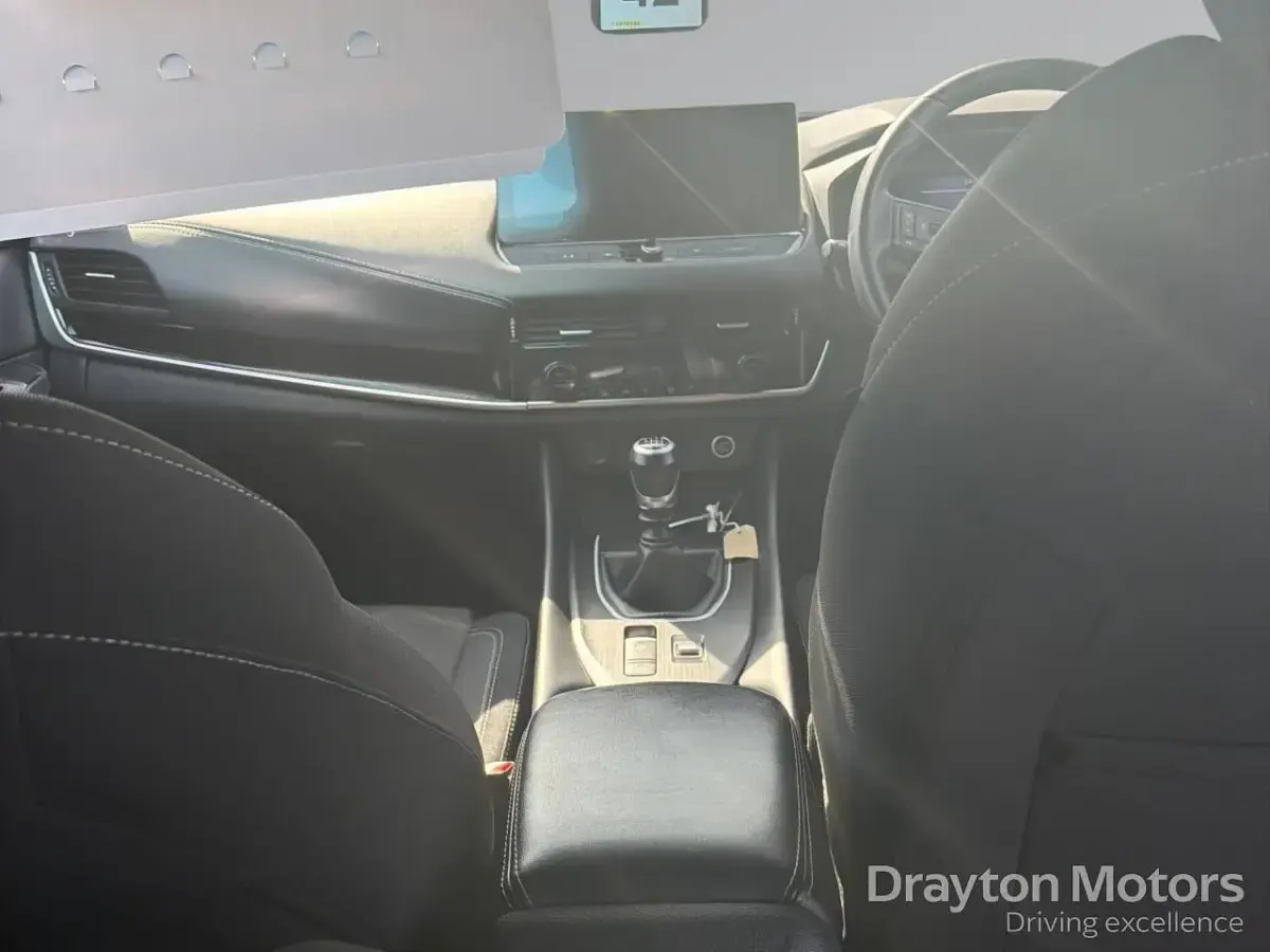 Used Nissan Qashqai N-Connecta 140 HP (102 kW) 2024 Black SUV