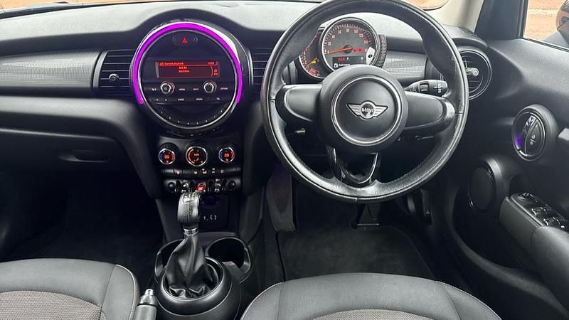 Used Mini ONE Hatch 101 HP (74 kW) 2016 Black Hatchback