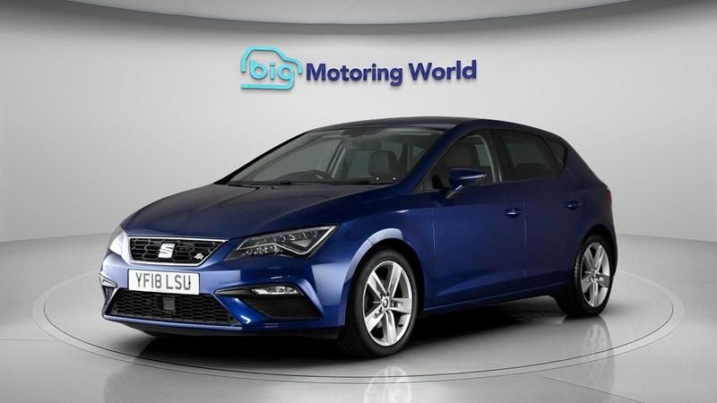 Used Seat Leon FR 125 HP (91 kW) 2018 Blue Hatchback