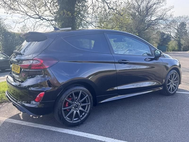 Usado Ford Fiesta ST 200 HP (147 kW) 2022 Preto Citadino