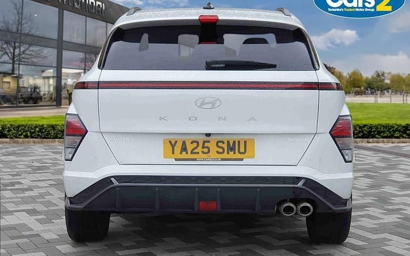Used Hyundai Kona N Line 129 HP (94 kW) 2025 White SUV