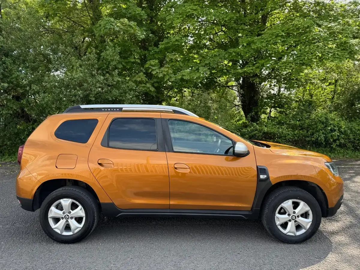 Second-hand Dacia Duster Comfort 2020 Portocaliu SUV