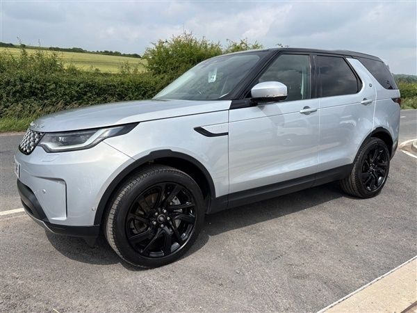 Silver Used 2022 Land Rover Discovery 5 SE SUV | £37,990 (Super price) - Image 1/1