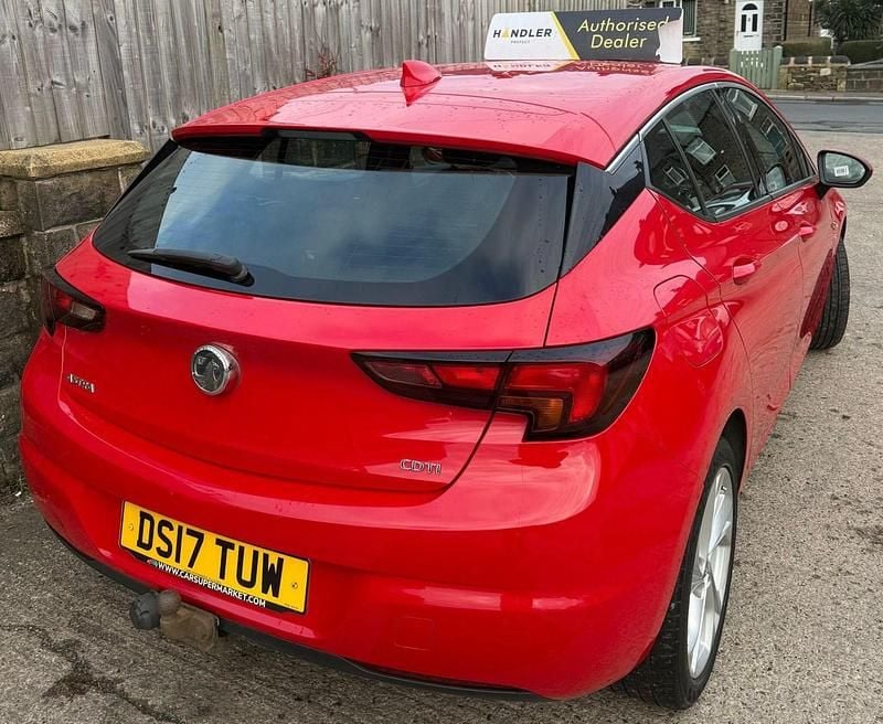 Used Vauxhall Astra SRi 2017 Red Hatchback