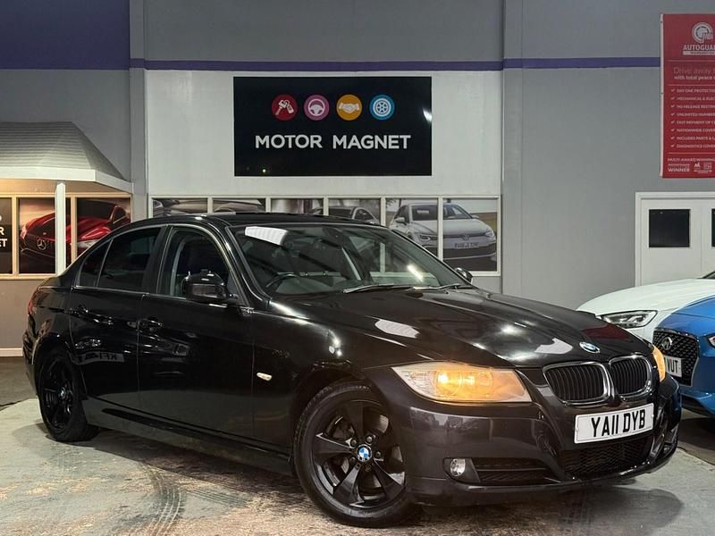 Black Used 2011 BMW 320 Efficient Dynamics Sedan | £2,500 (Good price) - Image 1/4