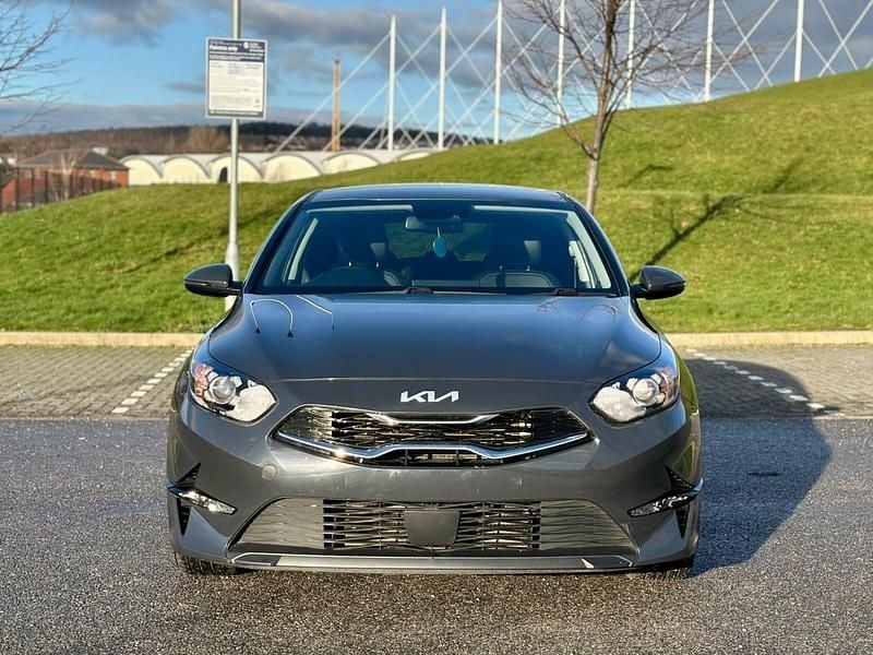 Used Kia Ceed 2022 Grey Hatchback