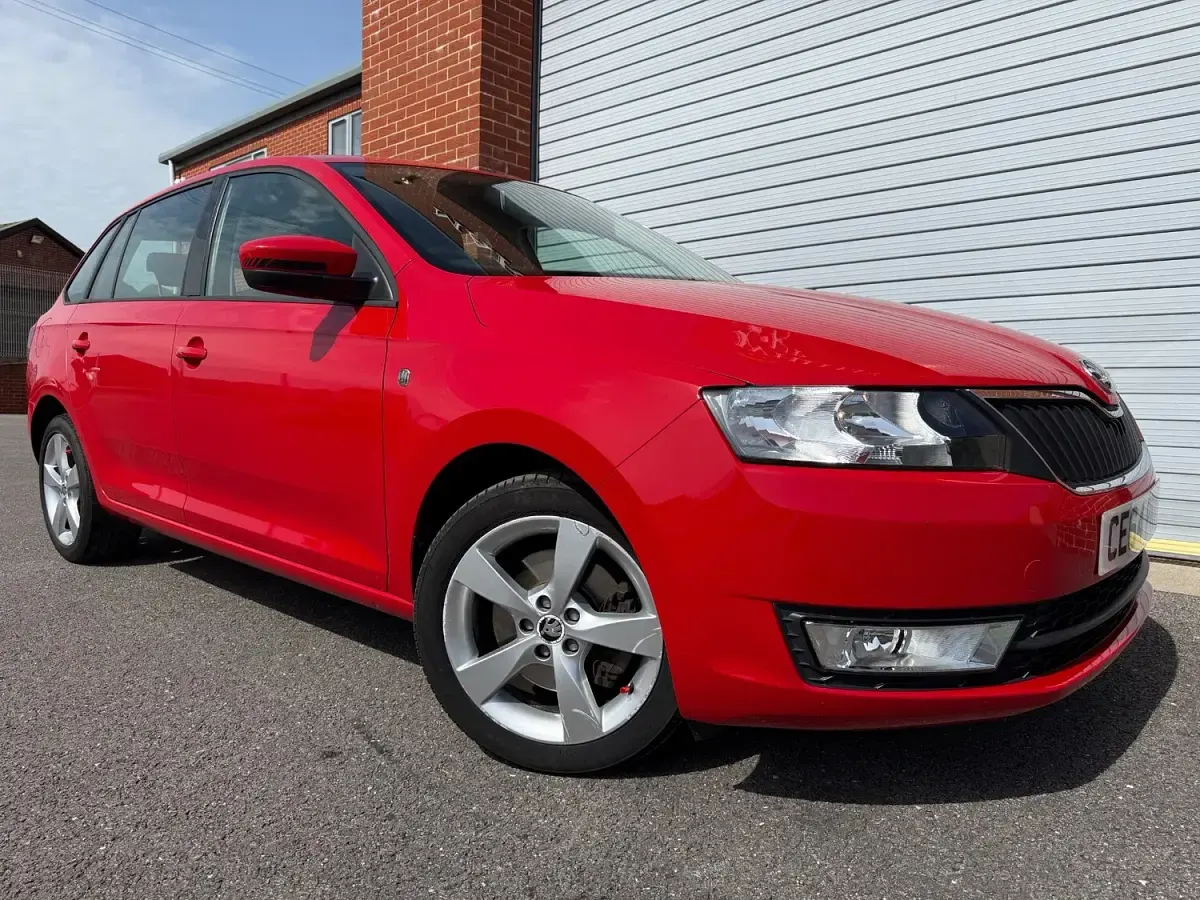 Used Skoda Rapid Elegance 2014 Red Hatchback