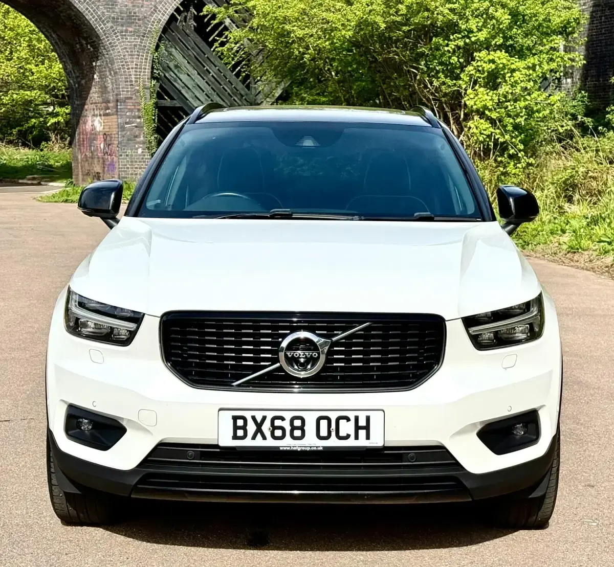 Used Volvo XC40 R-Design 2018 White SUV