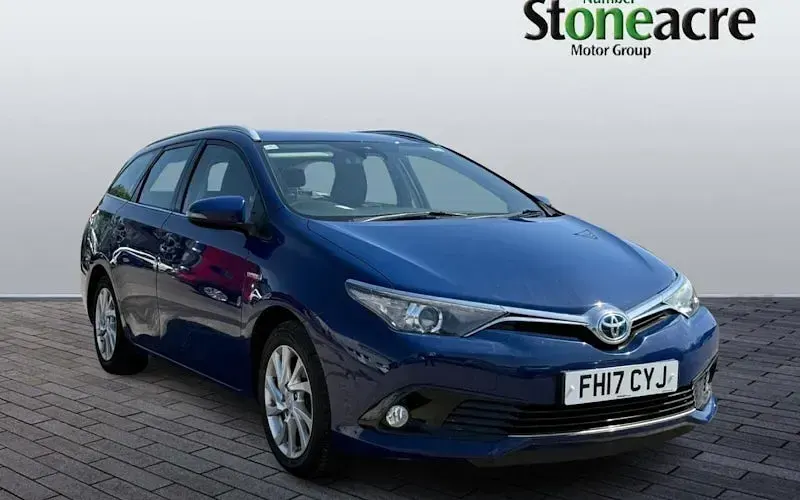 Used Toyota Auris Touring Sports Business Edition 136 HP (100 kW) 2017 Estate