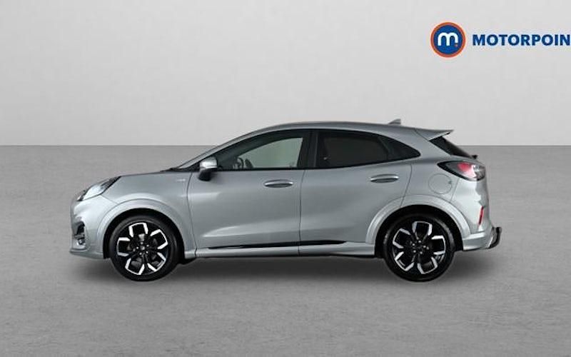 Usado Ford Puma ST-Line X 125 HP (91 kW) 2022 Prateado SUV