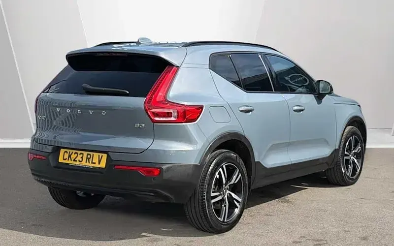 Used Volvo XC40 Plus 163 HP (119 kW) 2026 SUV