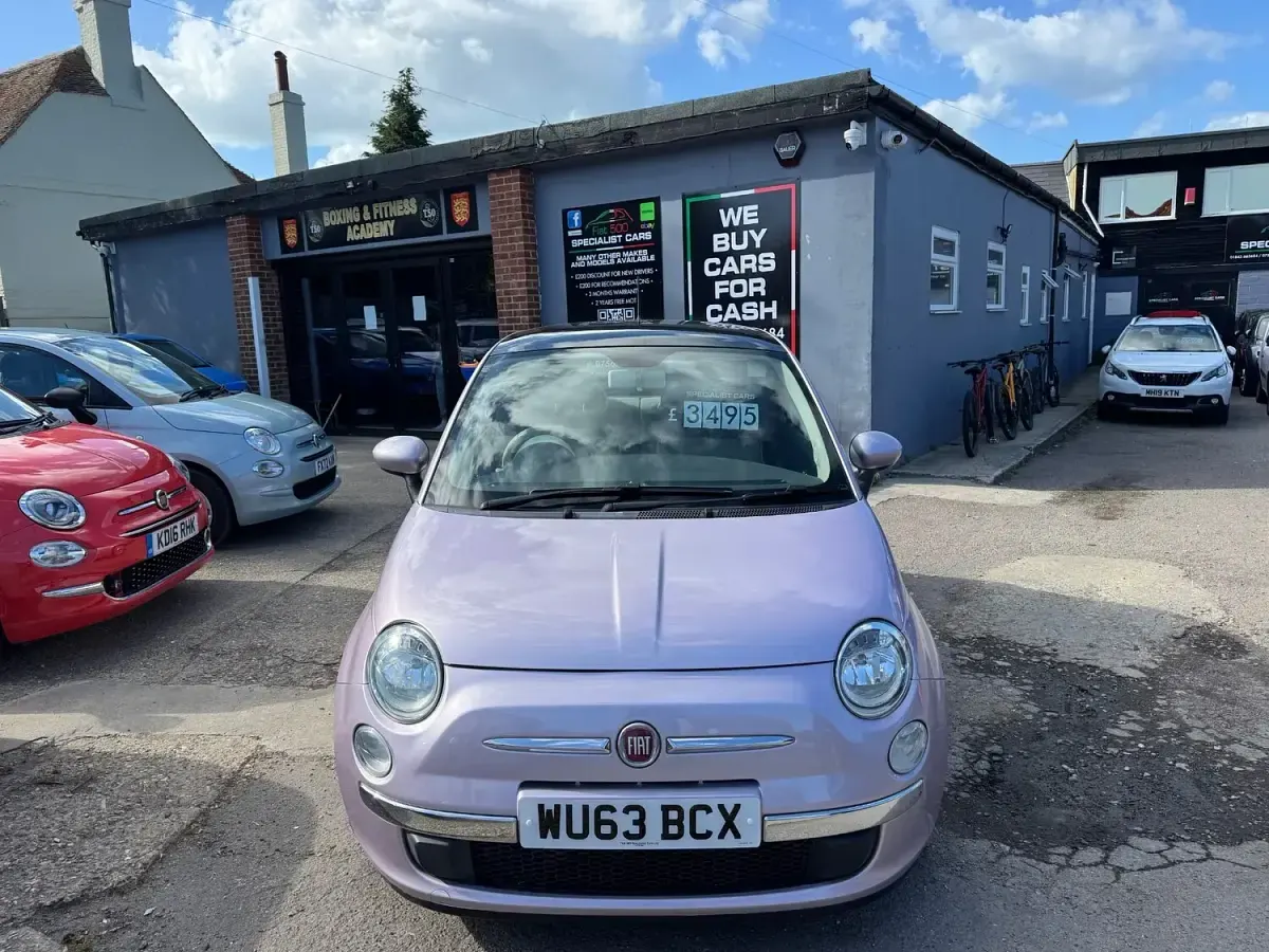 Used Fiat 500 Lounge 85 HP (62 kW) 2013 Pink Hatchback