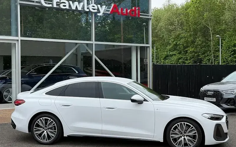 Second-hand Audi A5 S-Line 150 CP (110 kW) 2026 Berlinǎ