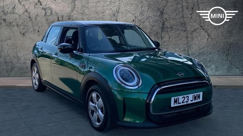 Used Mini Cooper Classic 134 HP (98 kW) 2023 Green Hatchback