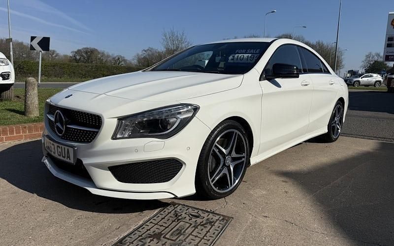Used Mercedes CLA220 AMG 170 HP (125 kW) 2013 White Sedan