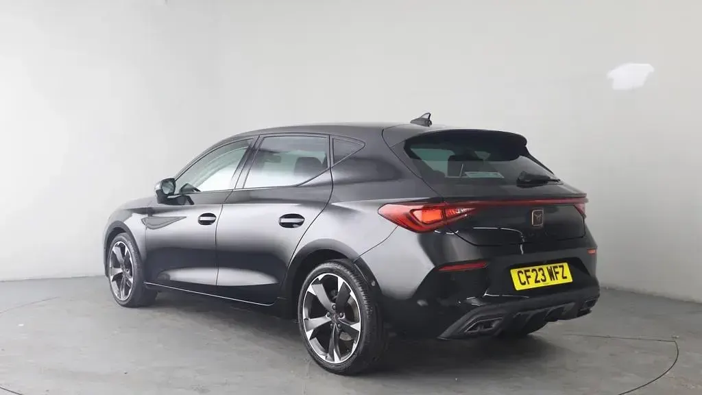 Used Cupra Leon 150 HP (110 kW) 2023 Black Hatchback