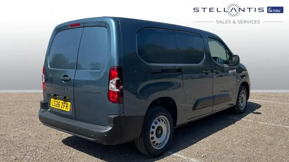 Nouă Peugeot Partner S 101 CP (74 kW) 2026 Albastru Monovolum