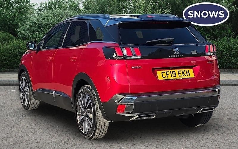 Used Peugeot 3008 Premium 131 HP (96 kW) 2019 Red SUV