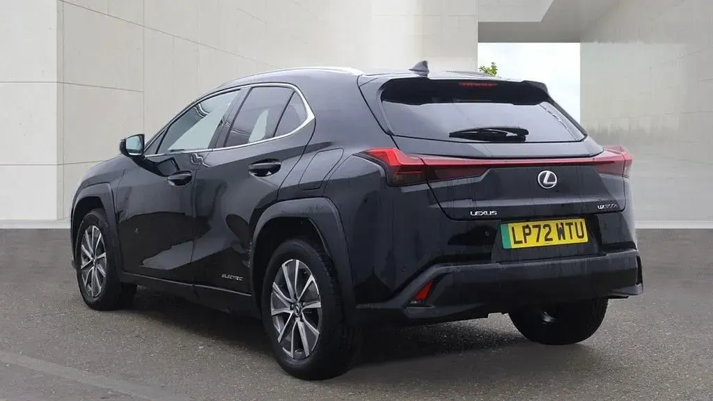 Used Lexus UX 300e 150 kW (204 HP) 2023 SUV