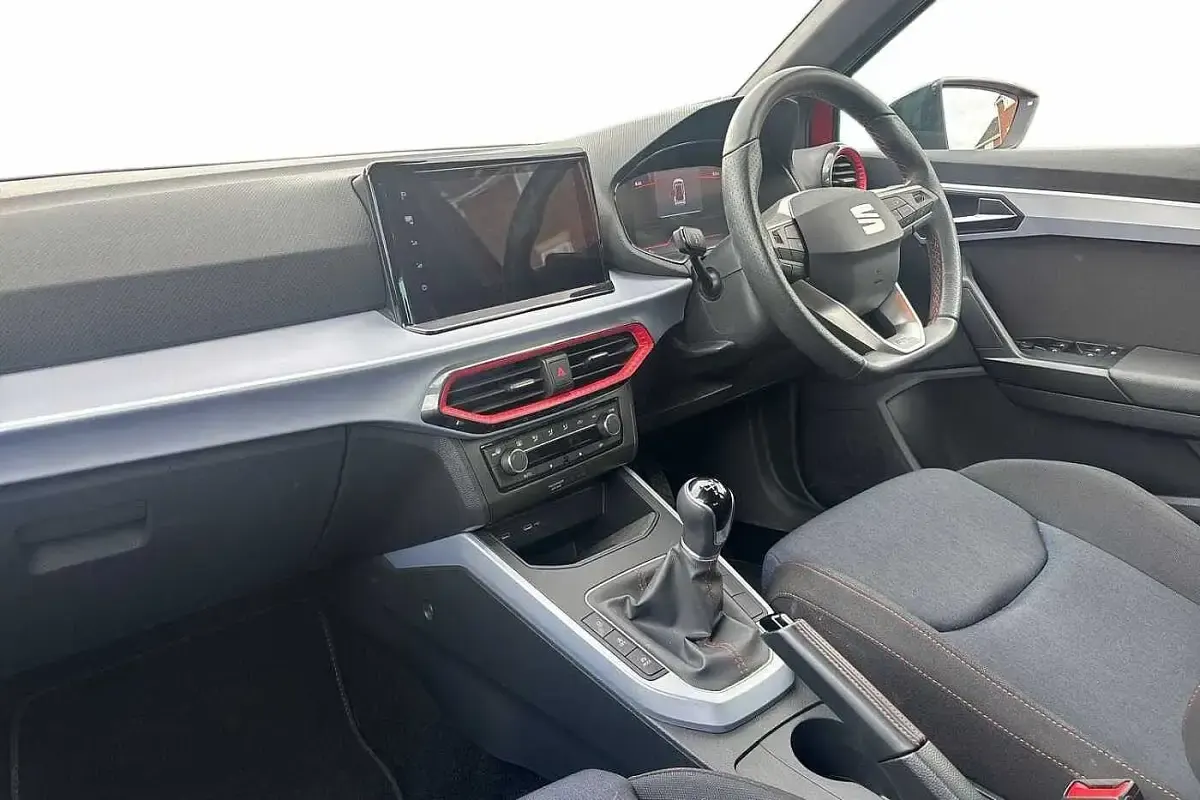 Used Seat Arona FR 2023 Red SUV