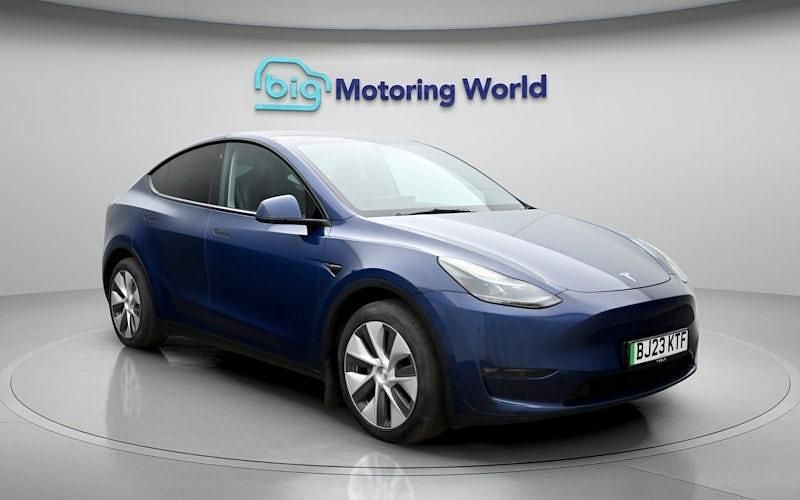 Used Tesla Model Y Long Range AWD 286 kW (389 HP) 2025 SUV