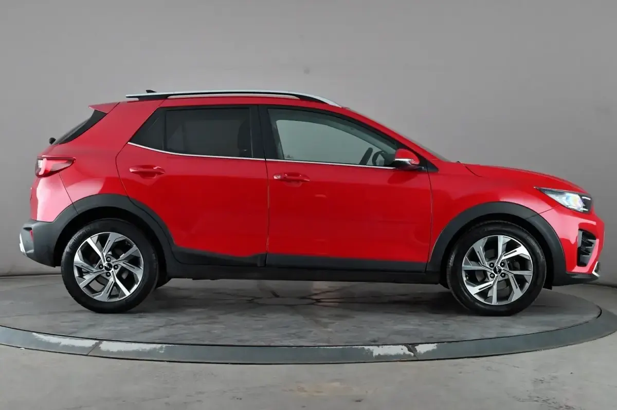 Used Kia Stonic GT-Line S 118 HP (86 kW) 2024 Red SUV