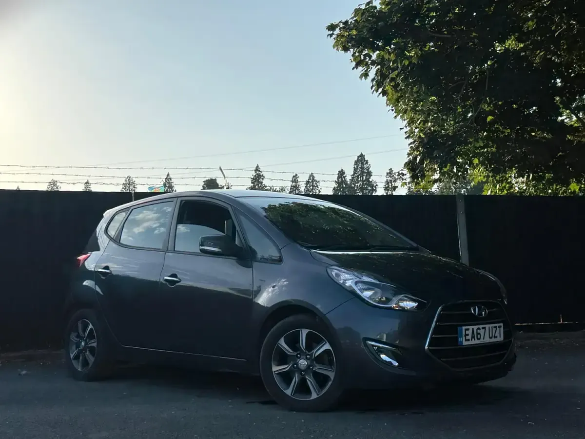 Used Hyundai ix20 SE 2017 Blue Hatchback