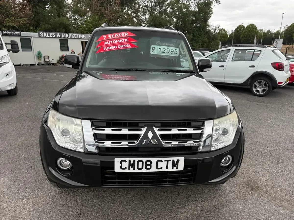 Used Mitsubishi Shogun 197 HP (144 kW) 2013 Black SUV