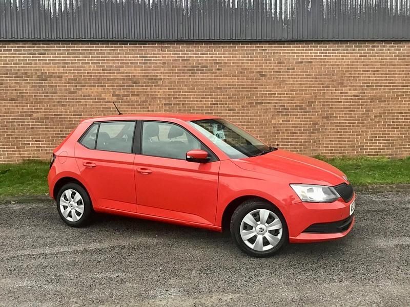 Red Used 2017 Skoda Fabia Hatchback | £3,000 (Super price) - Image 1/3