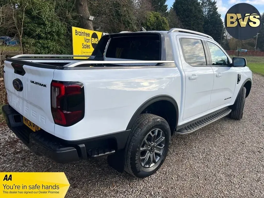 Begagnad Ford Ranger Wildtrack 2024 Vit Pickup