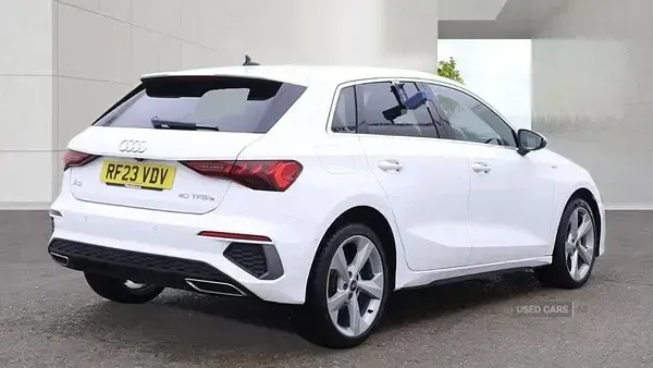 Used Audi A3 e-tron S-Line 204 HP (150 kW) 2023 White Hatchback
