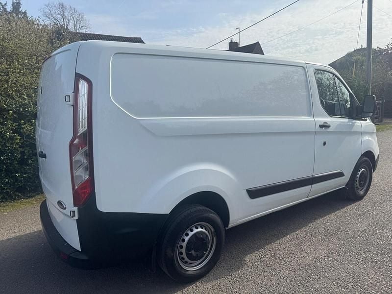 Used Ford Transit Custom 130 HP (95 kW) 2020 White Van