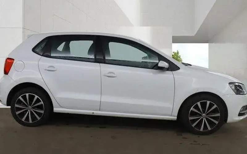 Used VW Polo SE 90 HP (66 kW) 2015 Hatchback