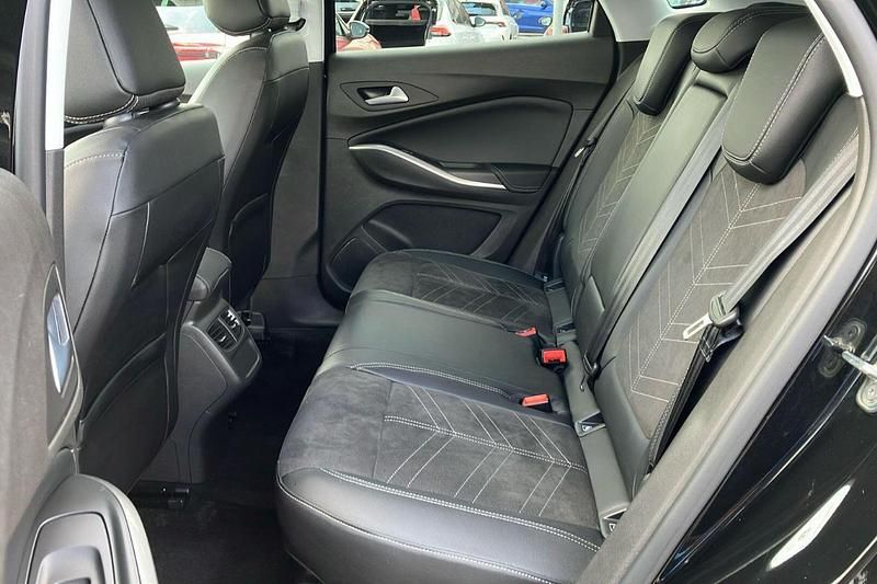 Black Used 2024 Vauxhall Grandland X Ultimate SUV | £20,595 (Fair price) - Image 1/3