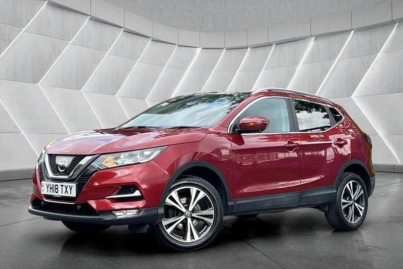 Red Used 2018 Nissan Qashqai N-Connecta SUV | £8,500 (Good price) - Image 1/1