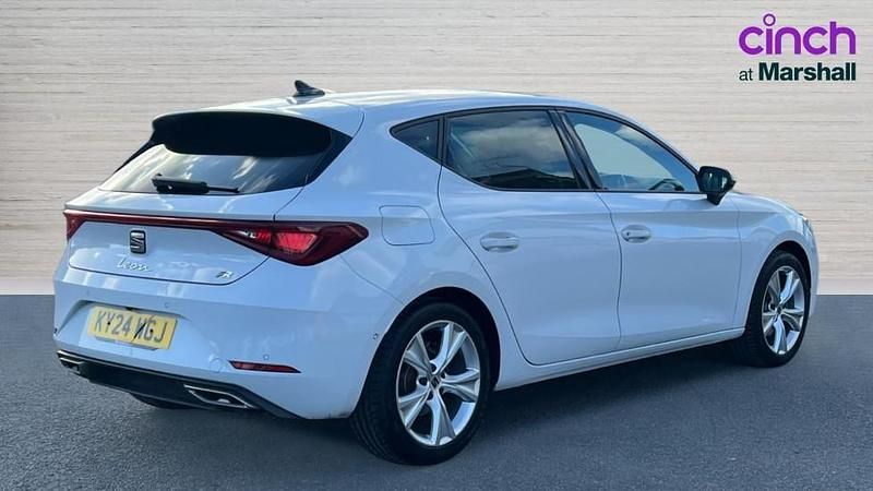 Used Seat Leon FR 110 HP (80 kW) 2024 White