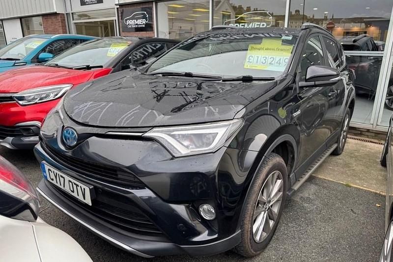 Used 2017 Toyota RAV4 Hybrid SUV | £13,249 (Fair price) - Image 1/1