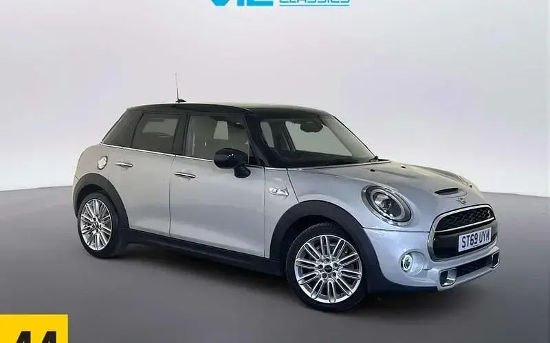 Used Mini Cooper S Exclusive 192 HP (141 kW) 2019 Hatchback